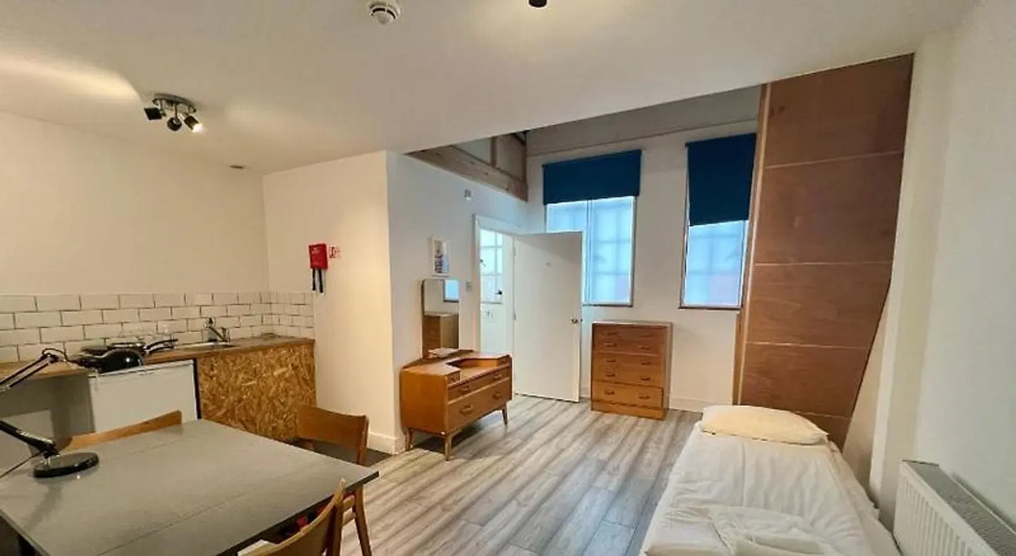 Green Rooms ROOM_EXAMPLE