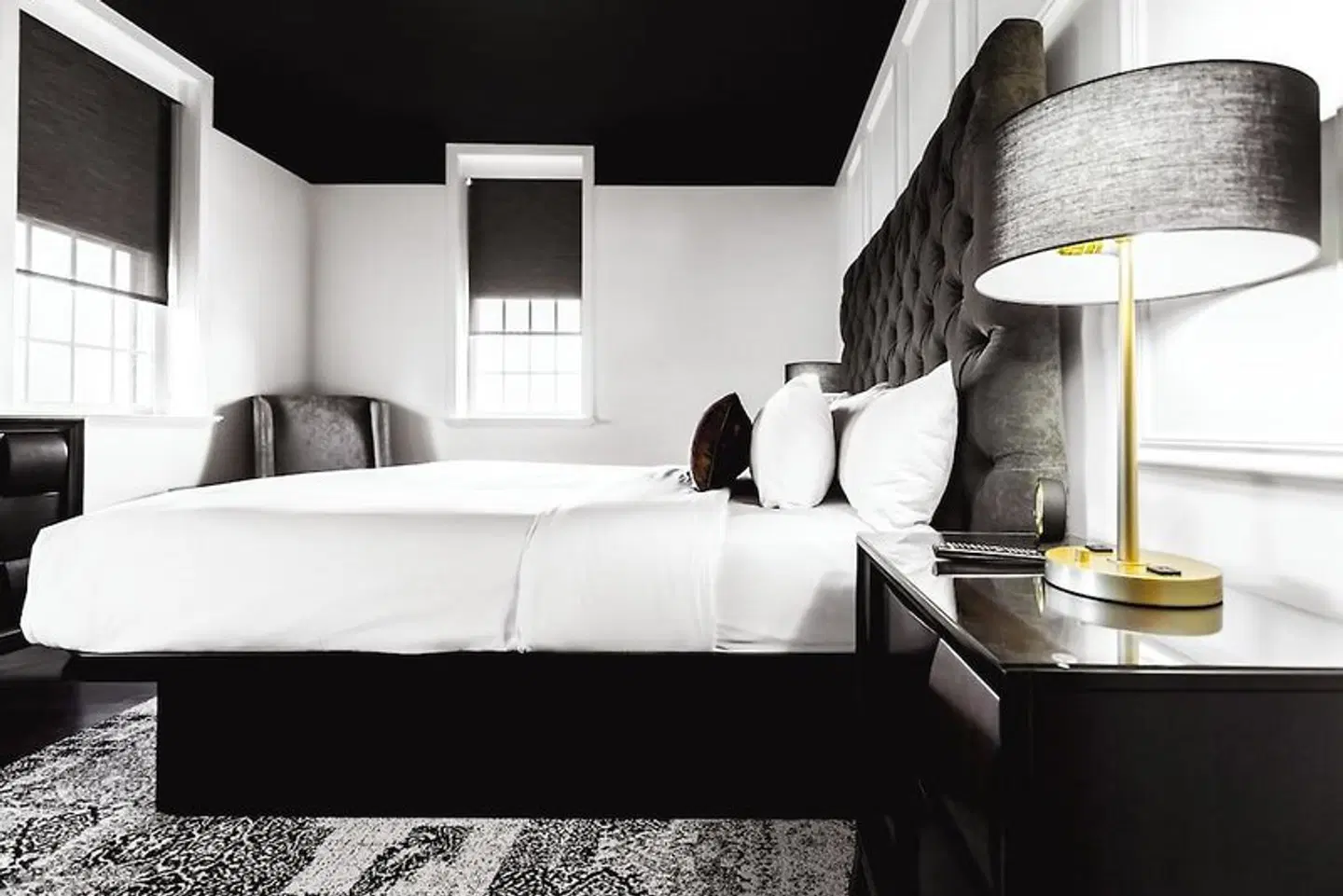 The Delafield Hotel ROOM_EXAMPLE