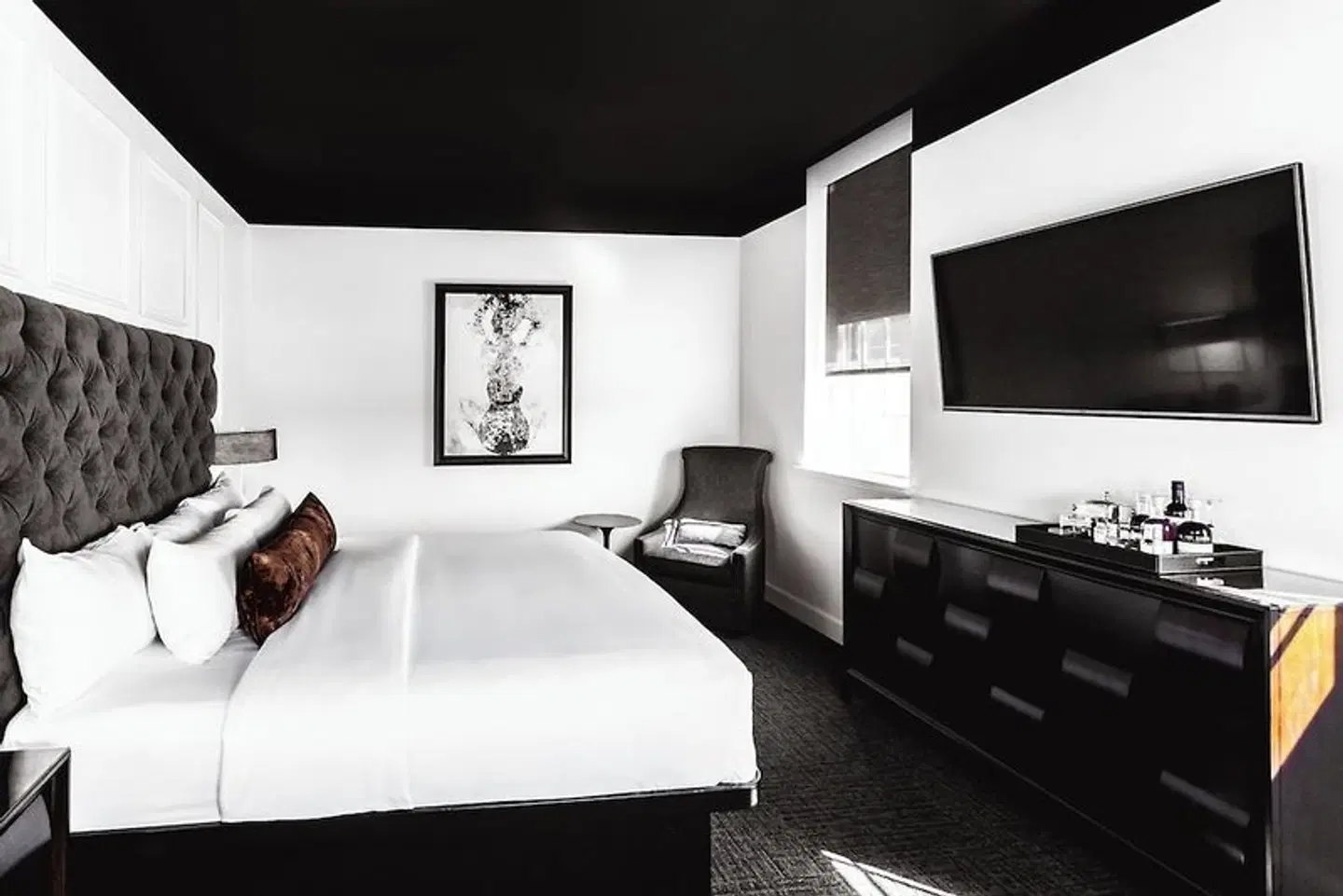 The Delafield Hotel ROOM_EXAMPLE