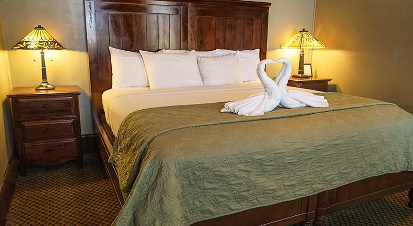 1905 Basin Park Hotel ROOM_EXAMPLE