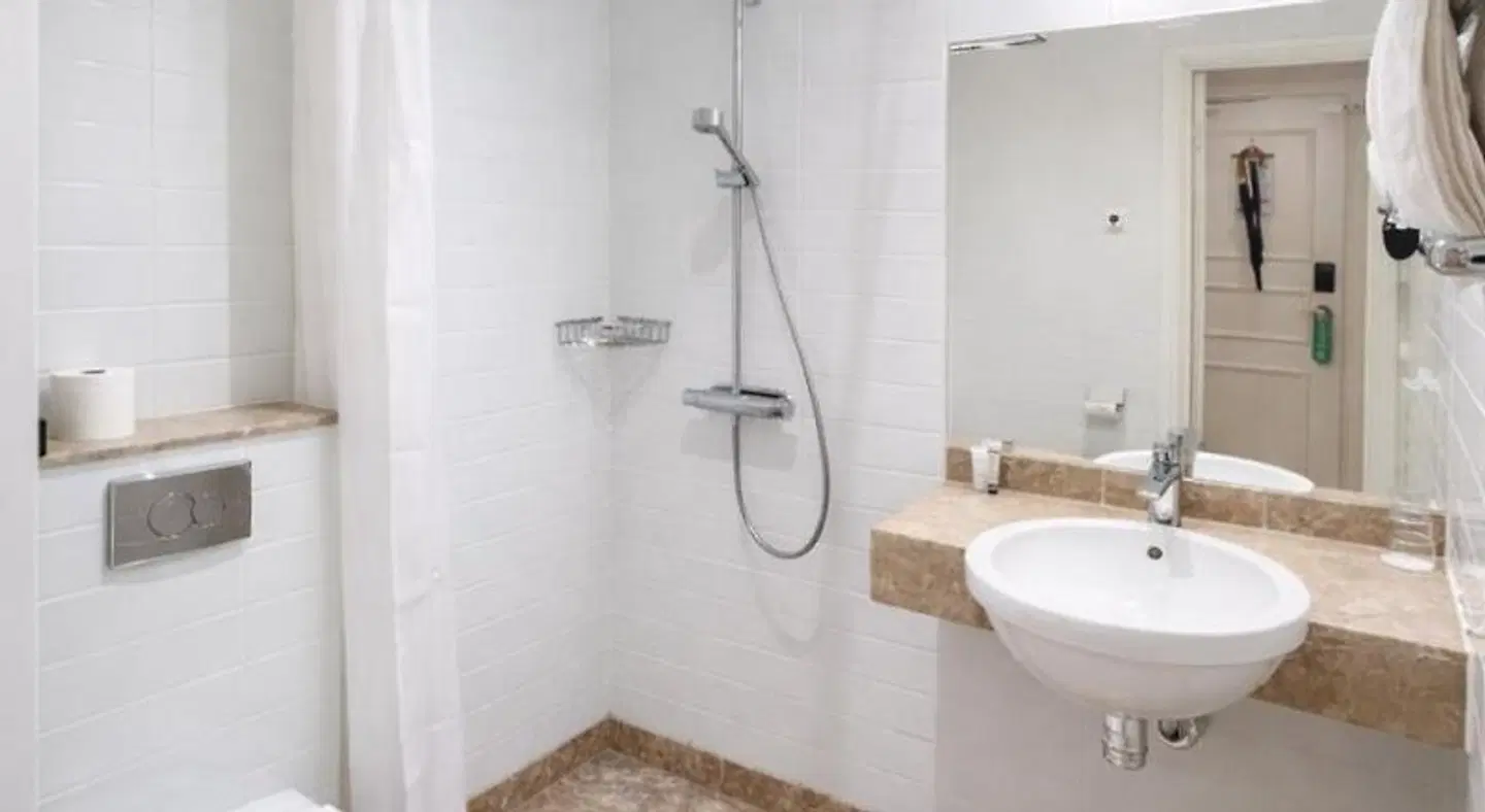 Brommavik Hotel Badezimmer