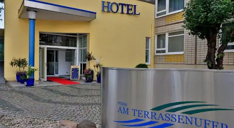 Am Terrassenufer – Hotelfoto