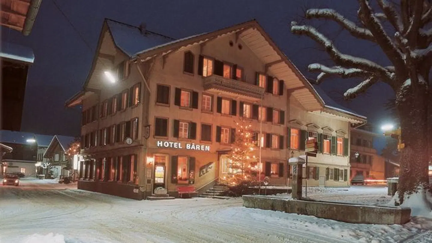 Hotel Bären EXTERIOR
