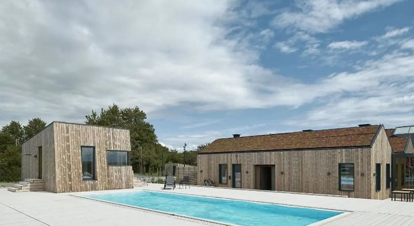 Hages Housing OUTDOOR_POOL