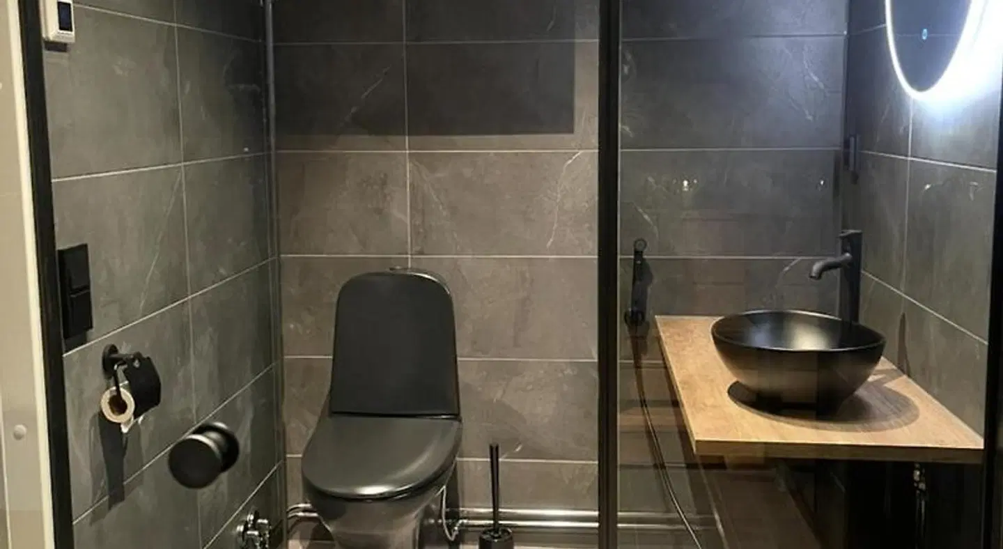 Napapiirin Järvilomat Badezimmer