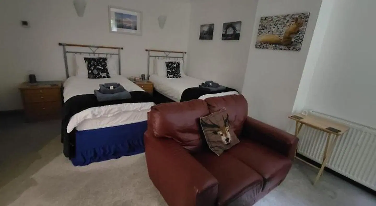 Lann Dearg Studios ROOM_EXAMPLE