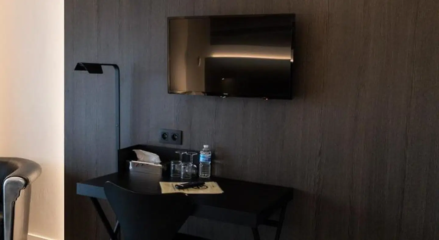Apostroff ROOM_EXAMPLE