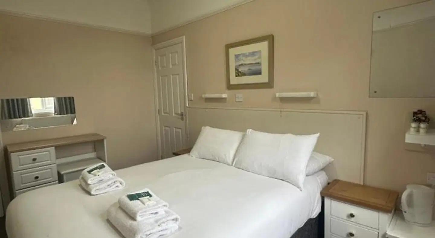 Clarence House Hotel ROOM_EXAMPLE
