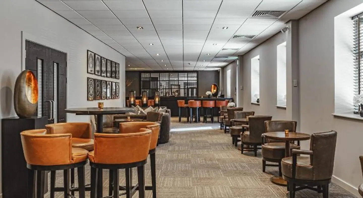 Dakota Eurocentral Bar