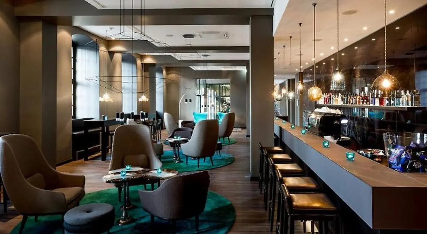 Hotel Motel One Magdeburg Bar
