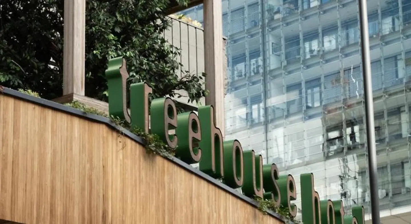 Treehouse Hotel Manchester EXTERIOR