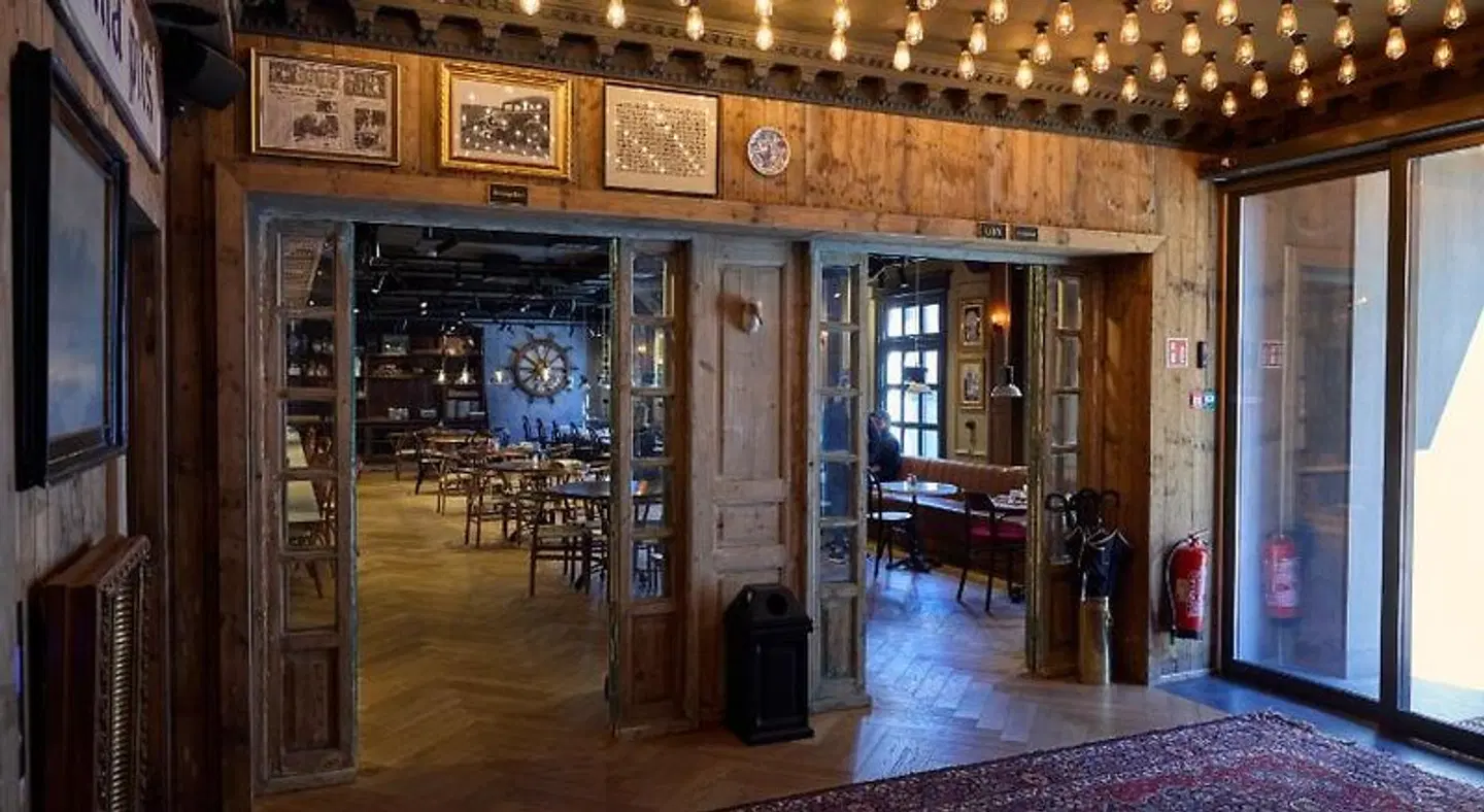 Hotel Akureyri Bar