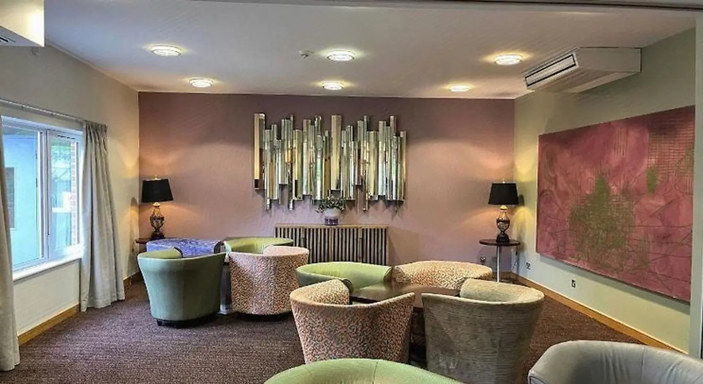 Cranfield Management Development Centre Bar