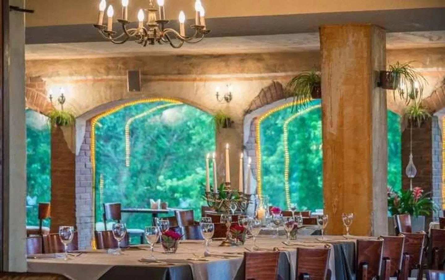 Romantic Restaurant