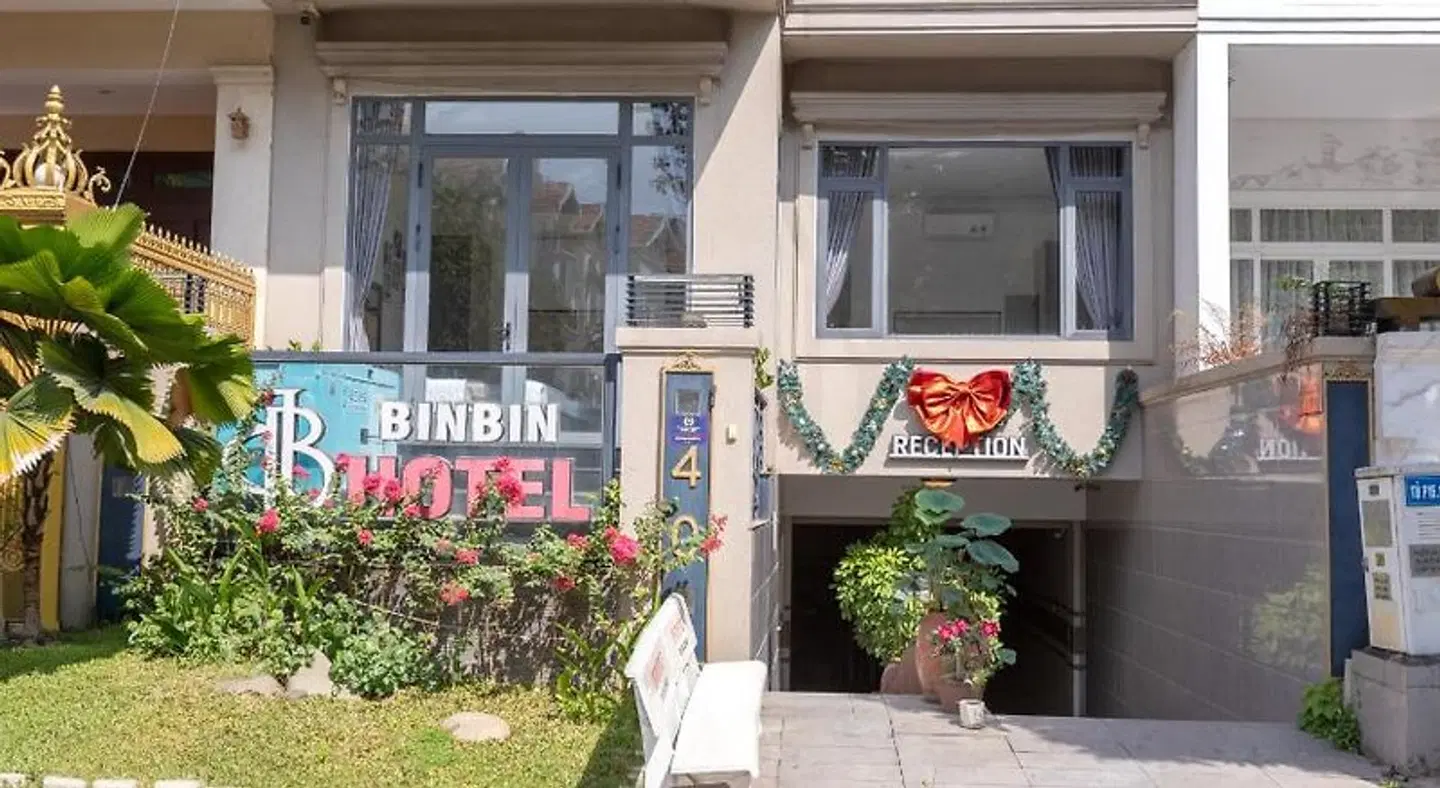 Bin Bin Hotel 7 - Near TON DUC THANG University EXTERIOR