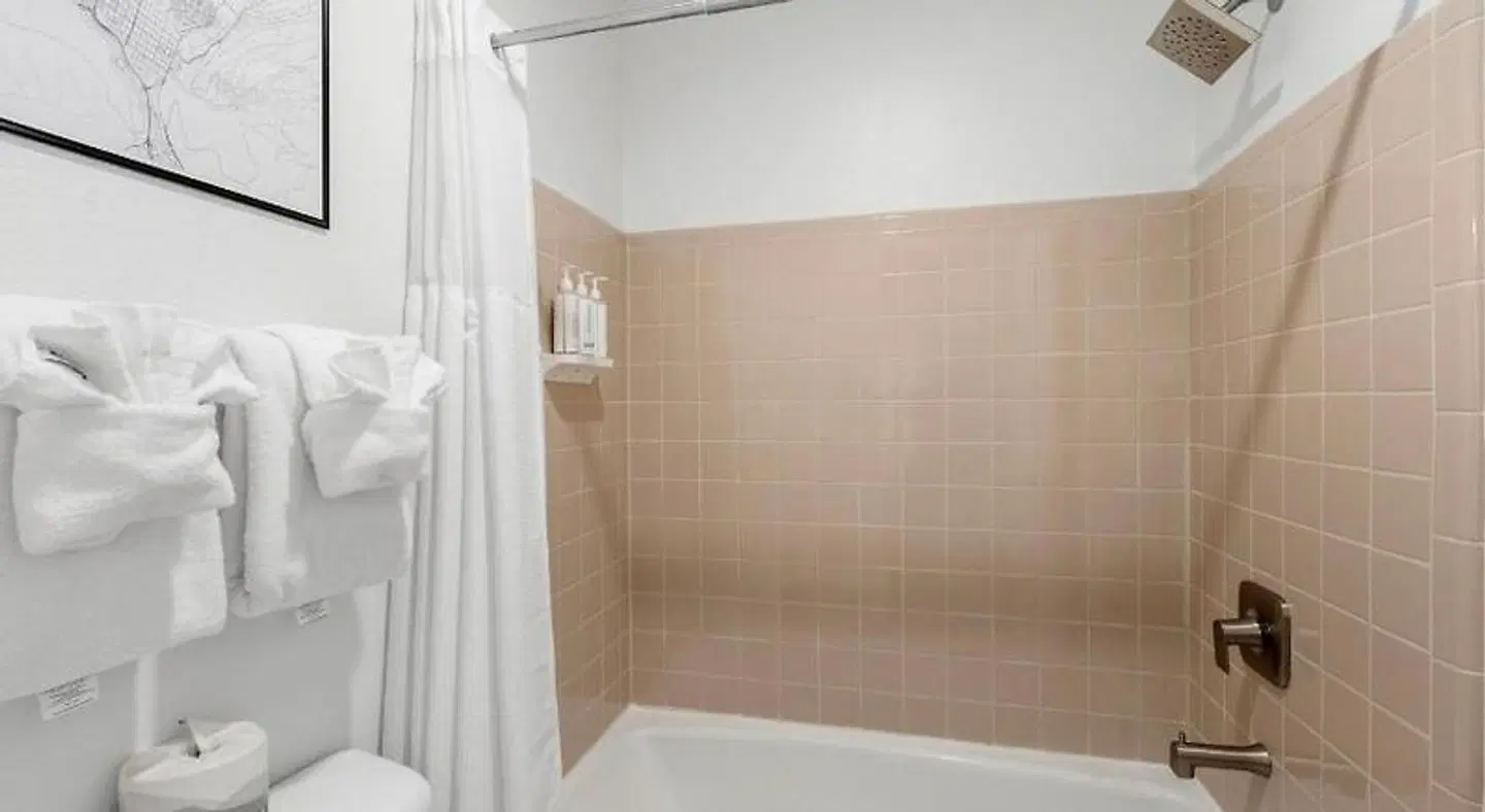 Adventure Inn Durango Badezimmer