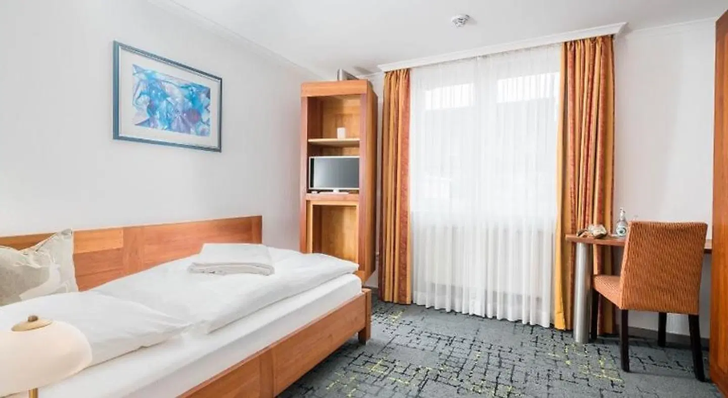Landhotel Hütter ROOM_EXAMPLE