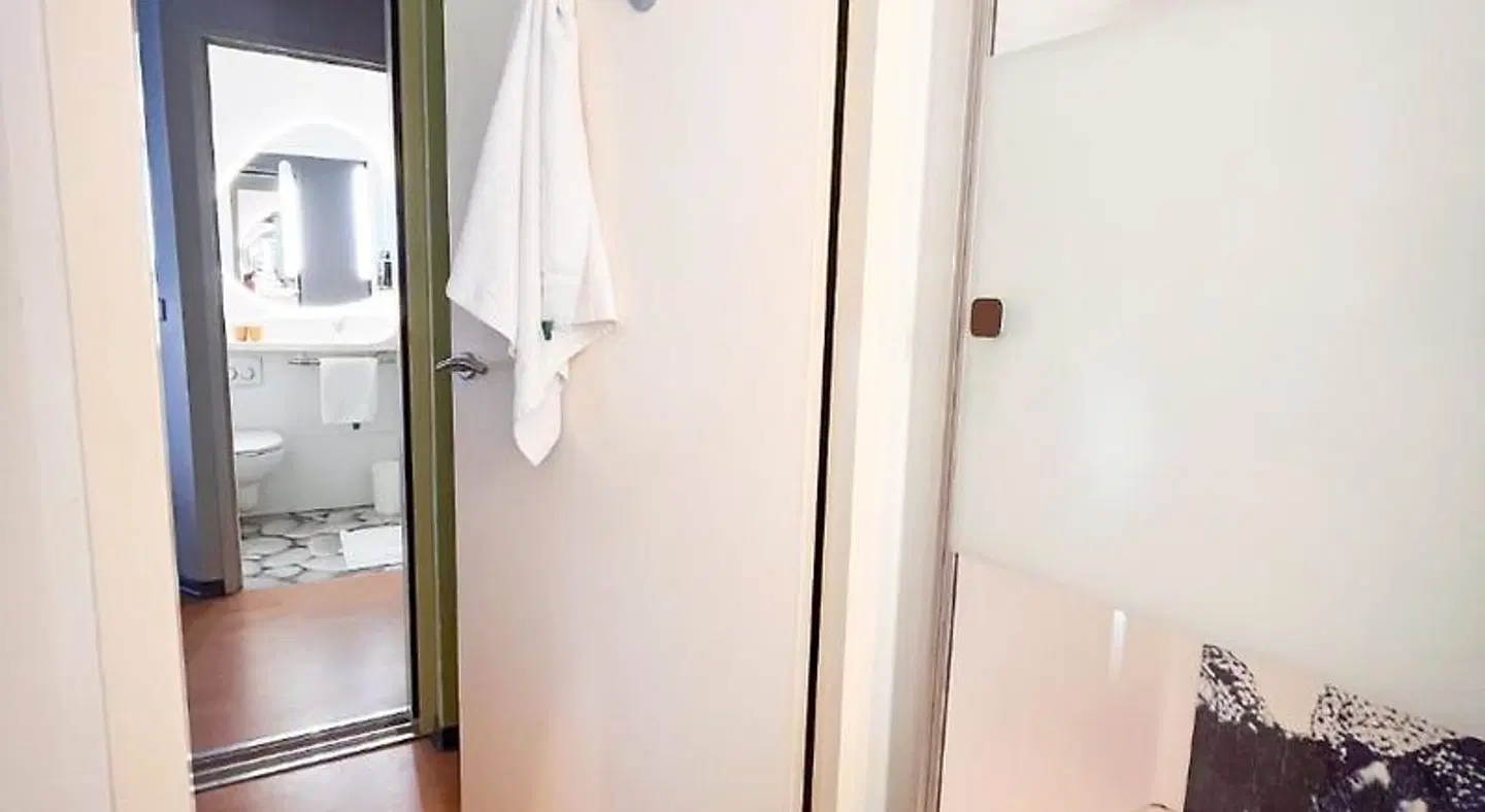 ibis budget Lille Centre Badezimmer