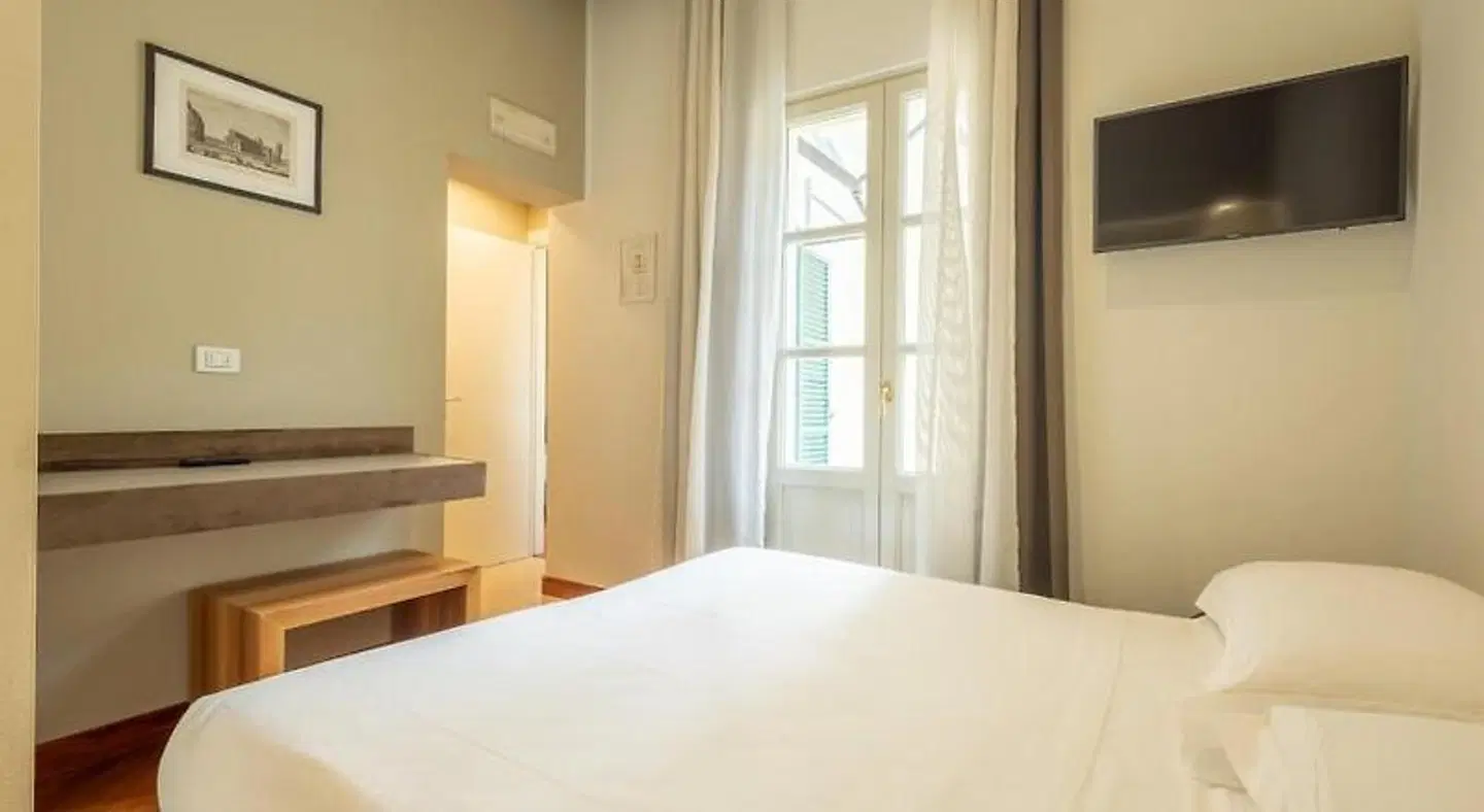 Embassy ROOM_EXAMPLE