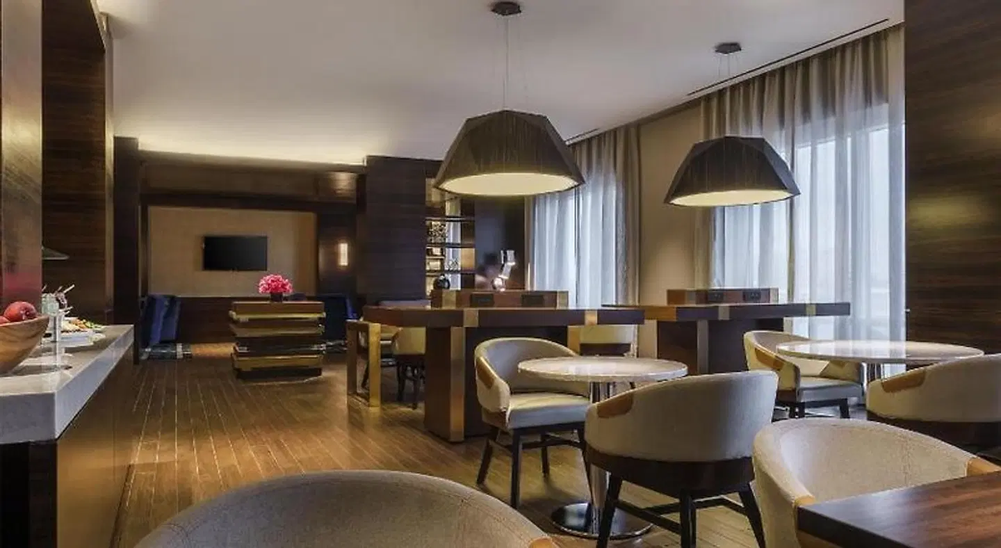 Hyatt Regency Tysons Corner Center LOUNGE_LOBBY