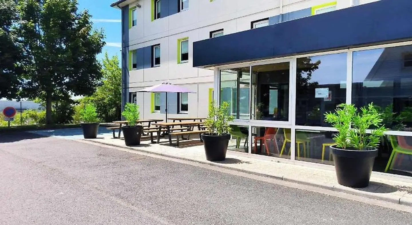ibis budget Poitiers Nord Futuroscope EXTERIOR