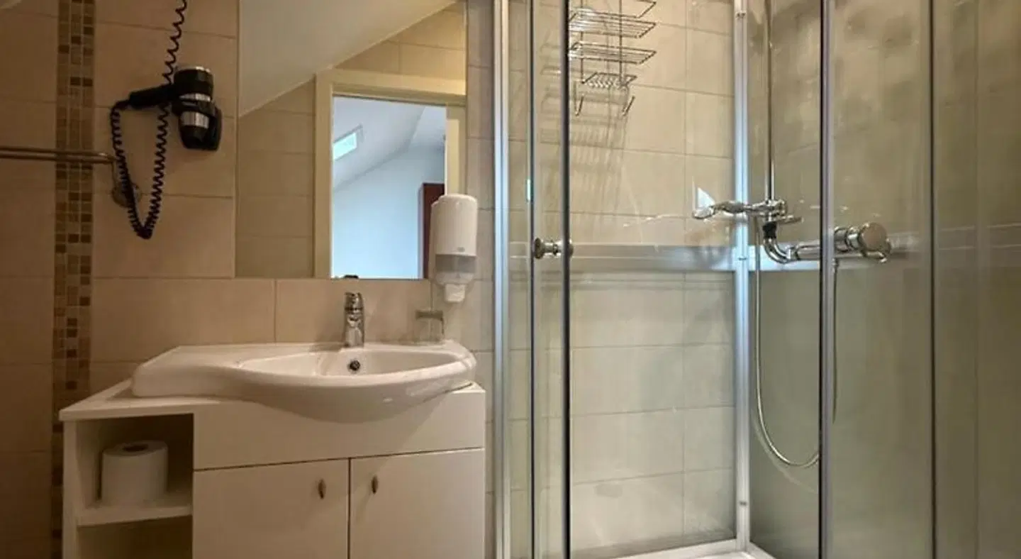 Gargd' pramogos Badezimmer