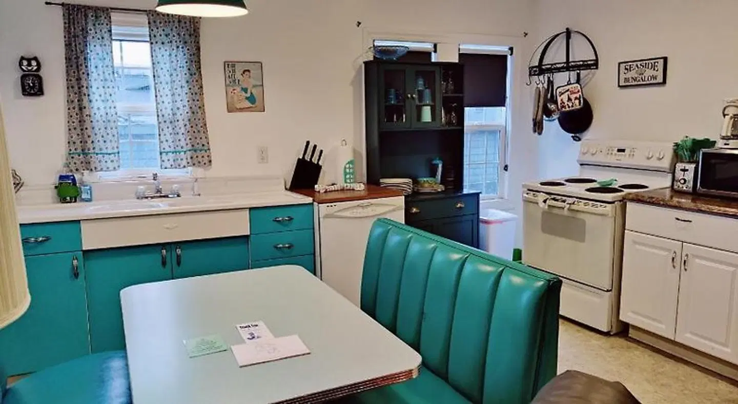 Hillcrest Inn ROOM_EXAMPLE