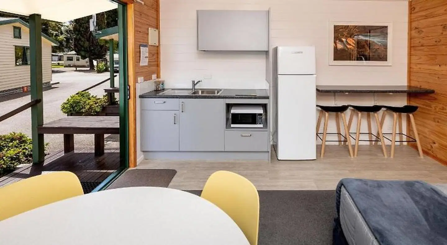 Motueka TOP 10 Holiday Park ROOM_EXAMPLE