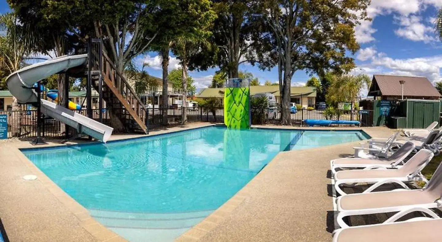 Motueka TOP 10 Holiday Park OUTDOOR_POOL