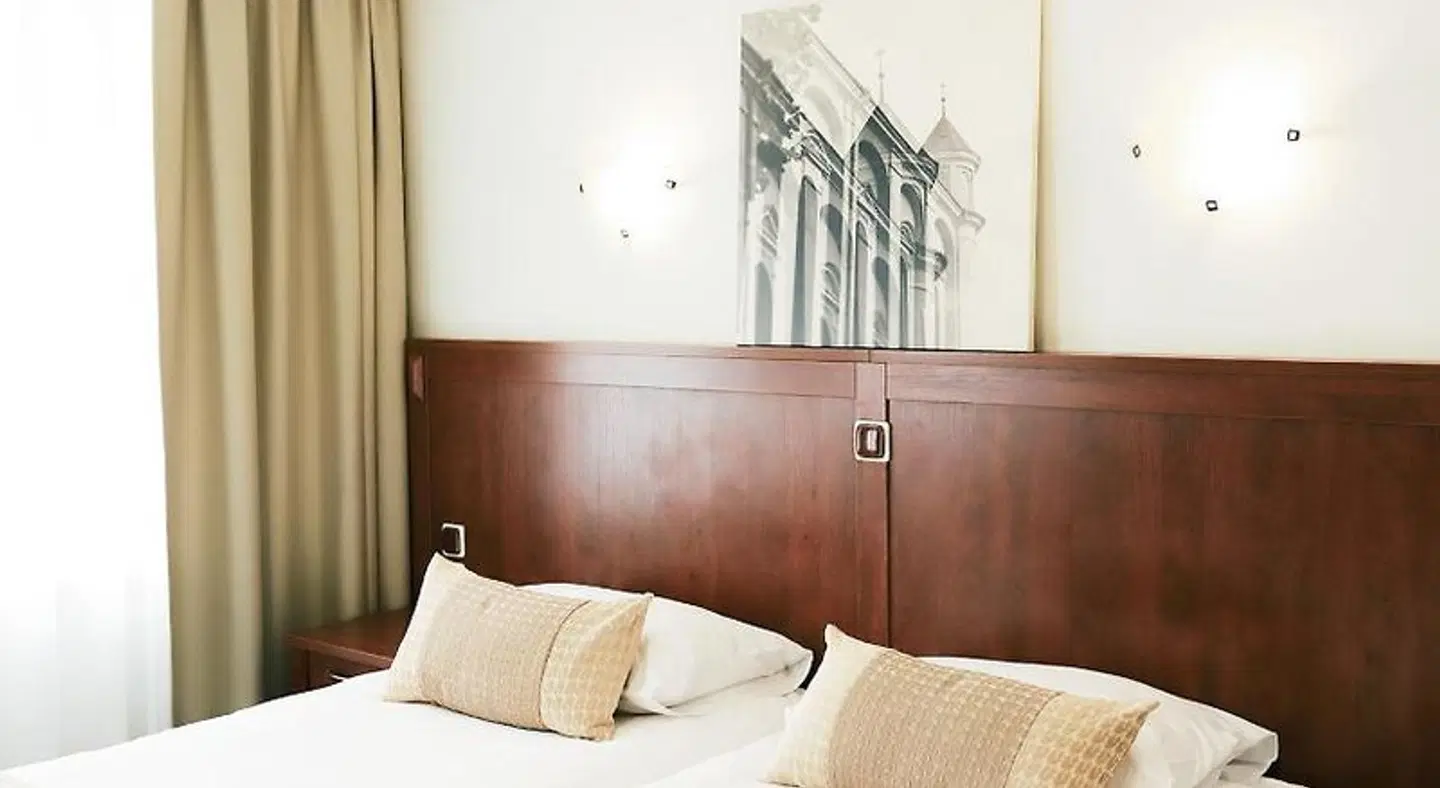 Grejaus Namas ROOM_EXAMPLE