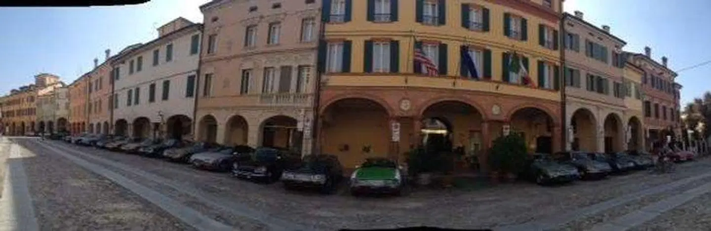 Dei Medaglioni EXTERIOR