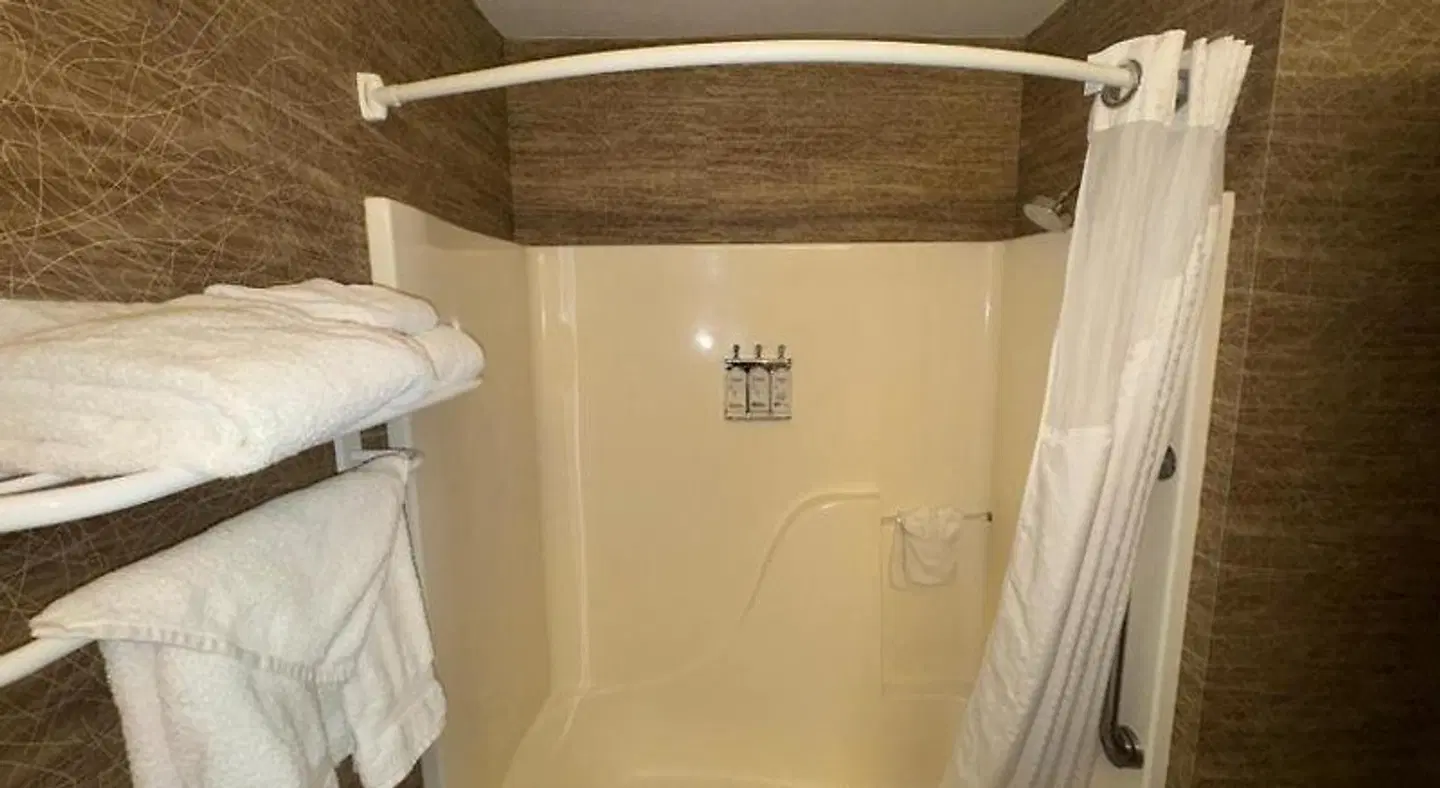 Wyndham Garden Anchorage Airport HEALTH_BEAUTY