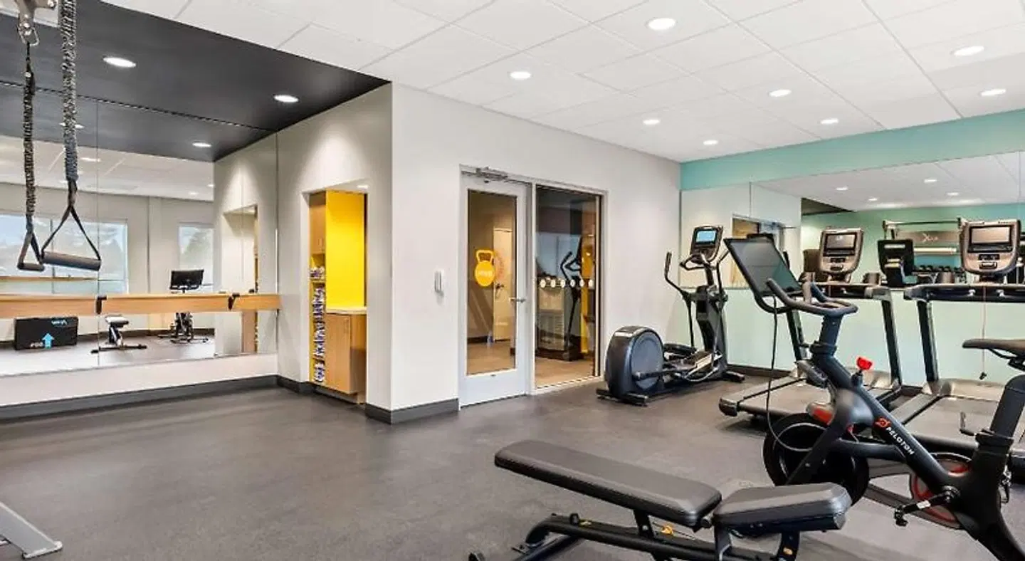 Tru By Hilton Aloha Beaverton SPORTS_AND_LEISURE
