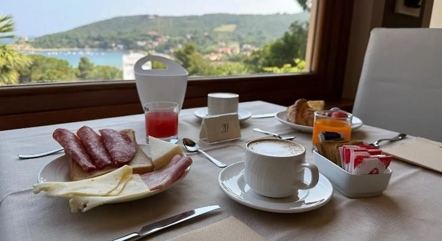 La Perla Del Golfo Restaurant