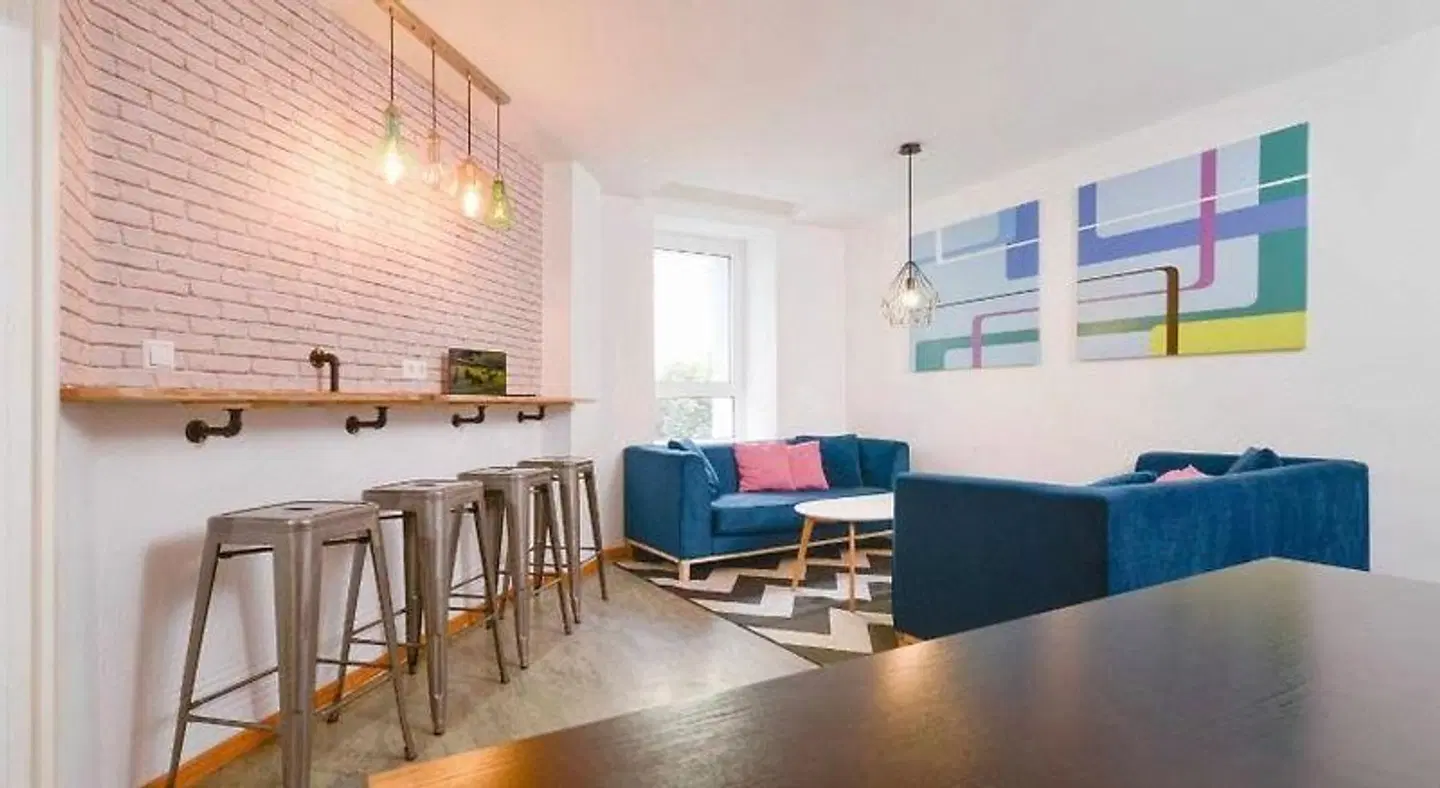 Old Town Hostel Bar