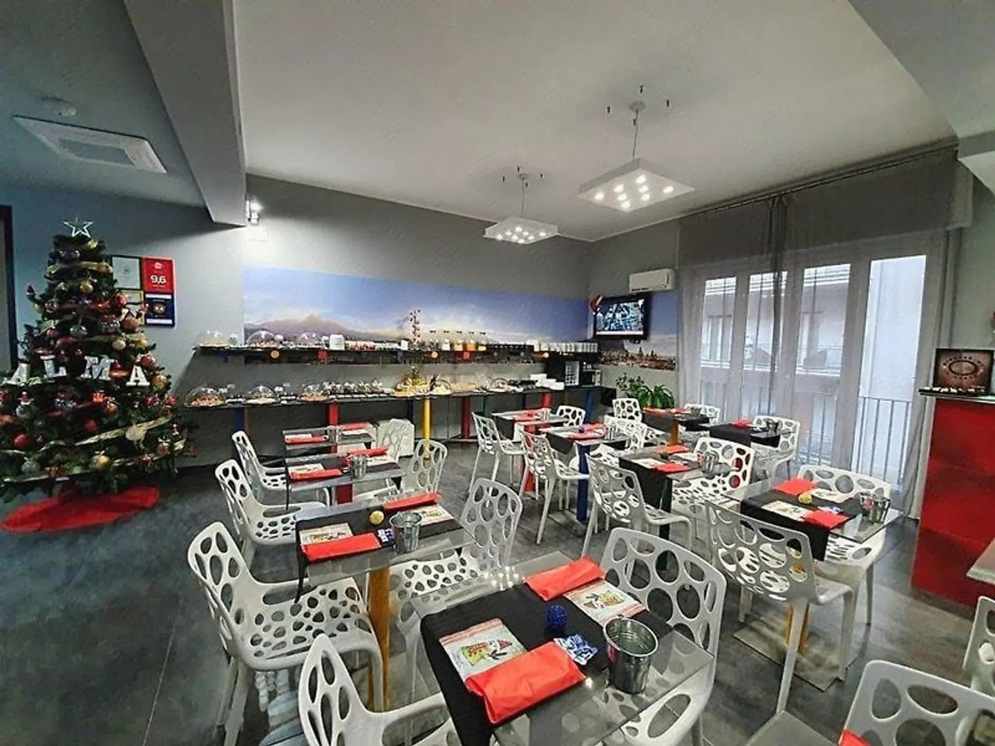 Alma Hotel Bar