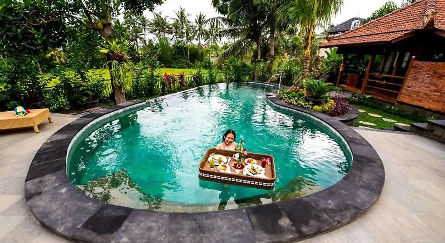 Puri Kobot OUTDOOR_POOL