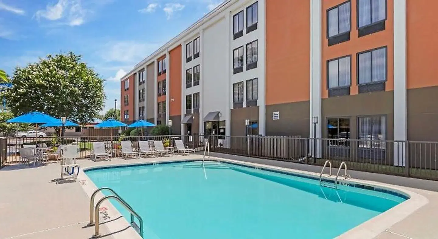 Best Western Plus Wilmington/Wrightsville Beach OUTDOOR_POOL
