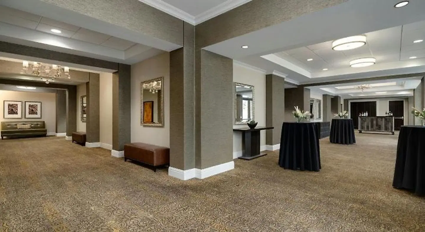 Courtyard by Marriott Charleston Historic District LOUNGE_LOBBY