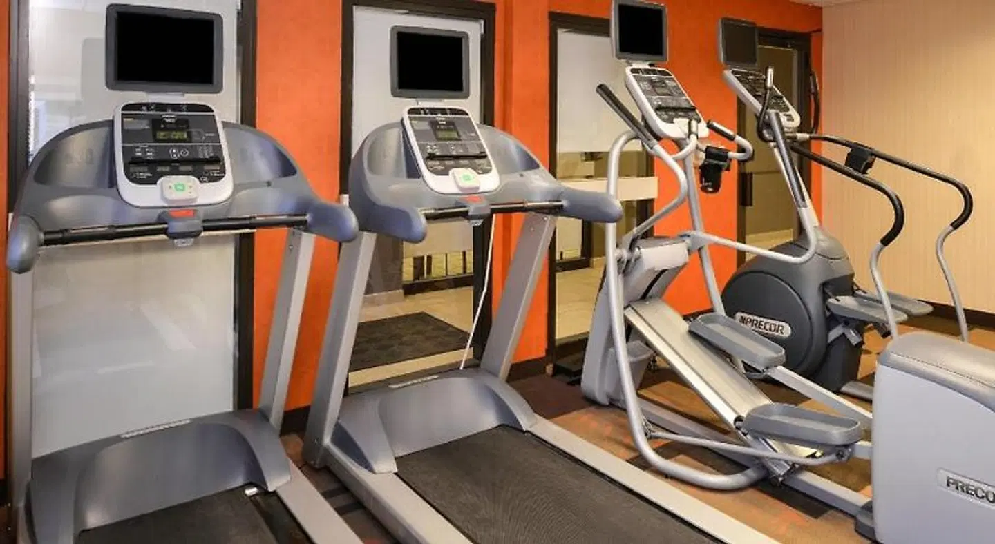 Courtyard by Marriott Milwaukee North/Brown Deer SPORTS_AND_LEISURE