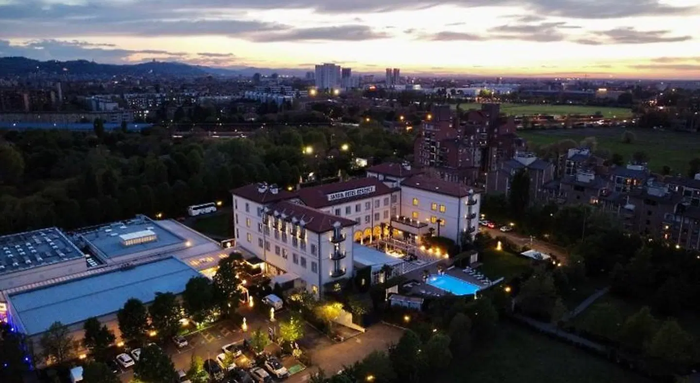 Savoia Hotel Regency EXTERIOR
