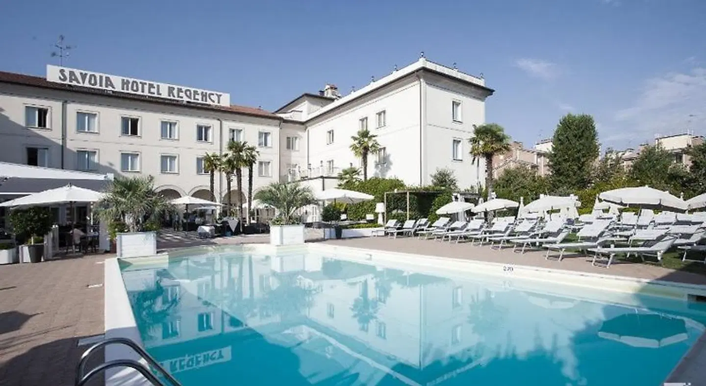 Savoia Hotel Regency OUTDOOR_POOL