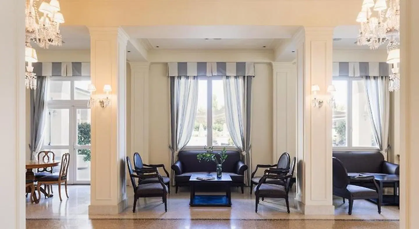 Savoia Hotel Regency LOUNGE_LOBBY