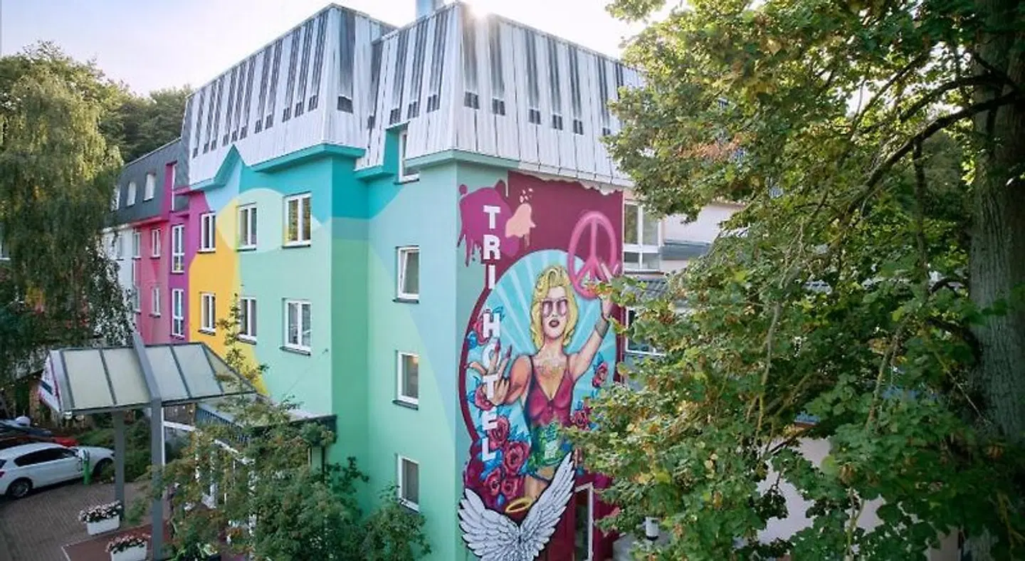 TRIHOTEL Rostock PEOPLE