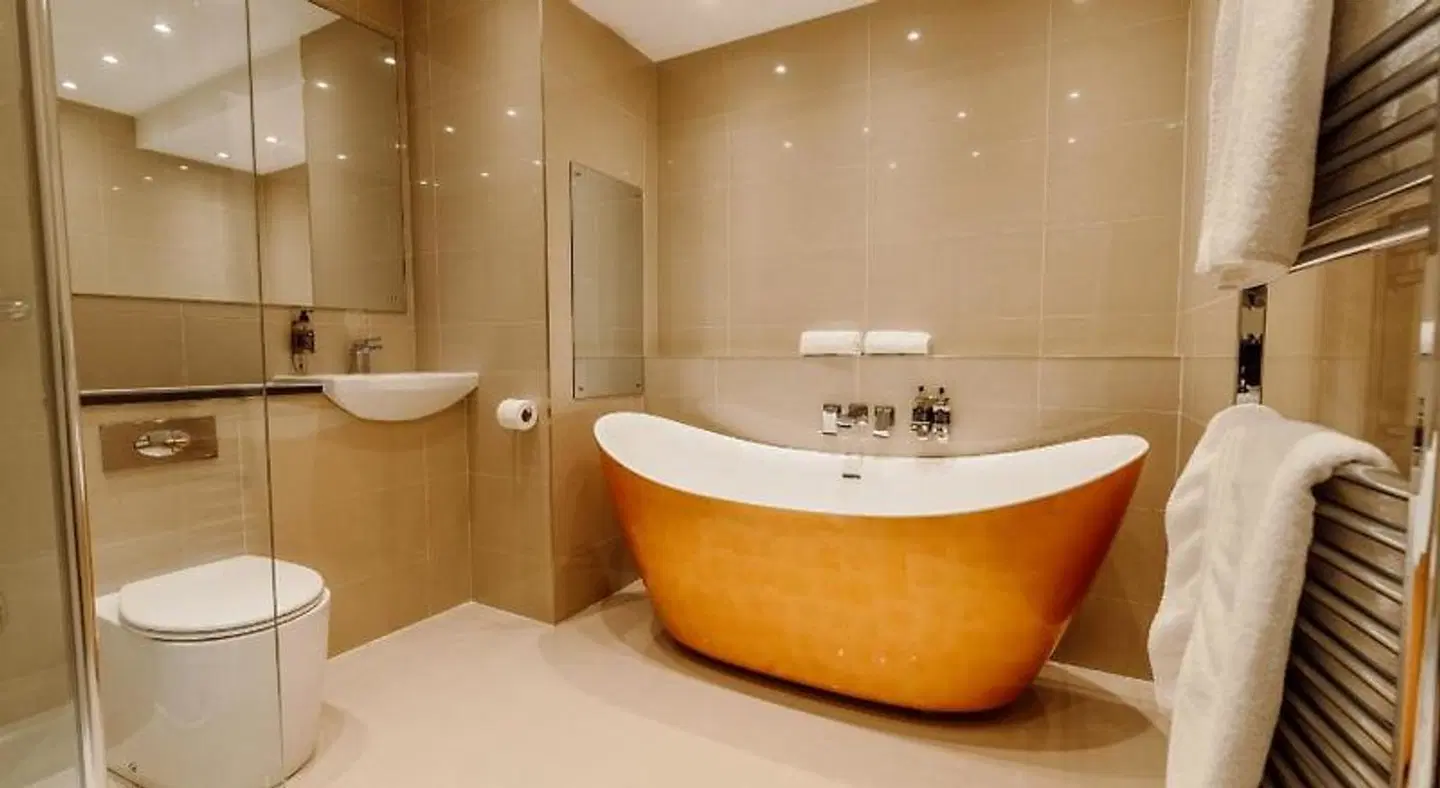 New House Country Hotel Badezimmer