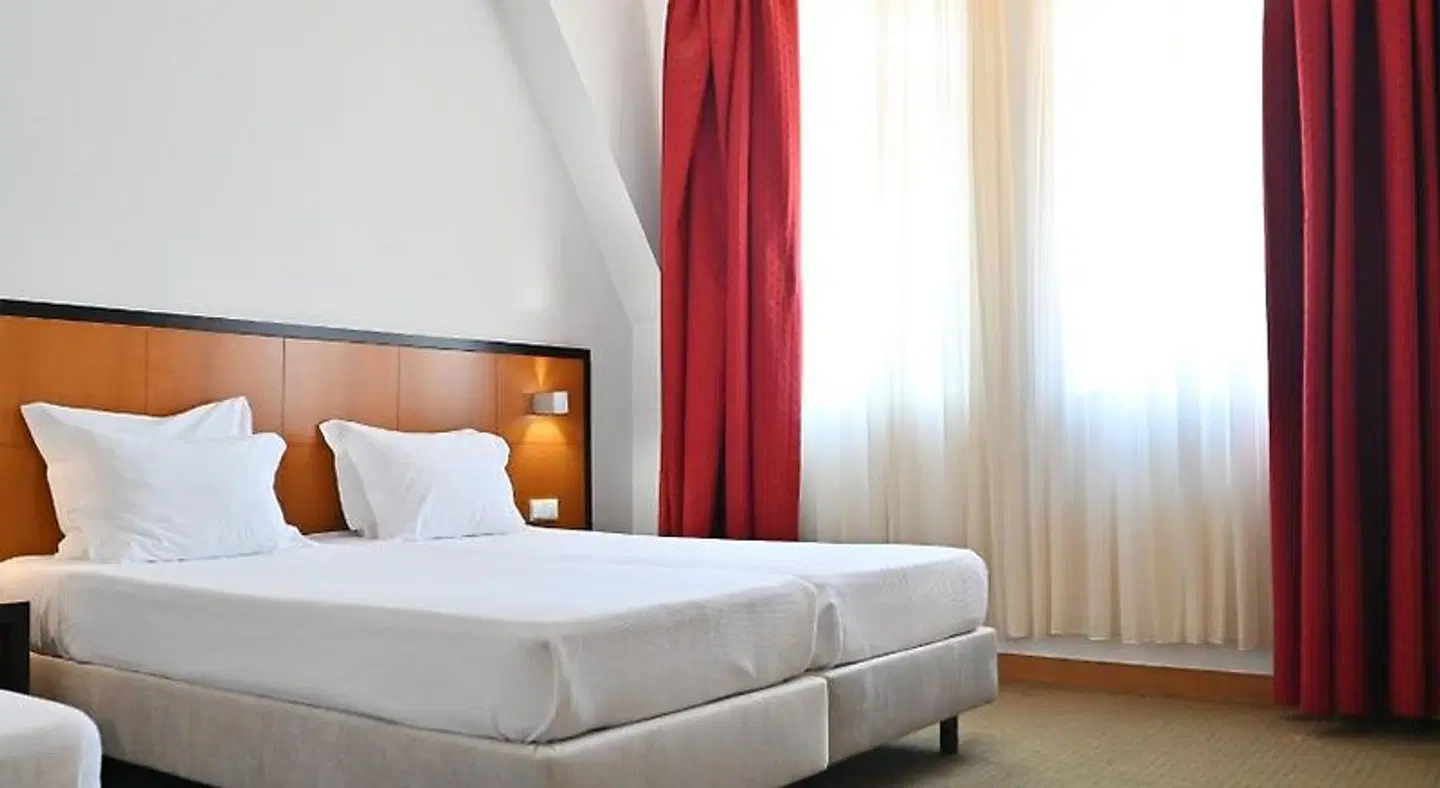 Hotel Restaurante Bagoeira ROOM_EXAMPLE