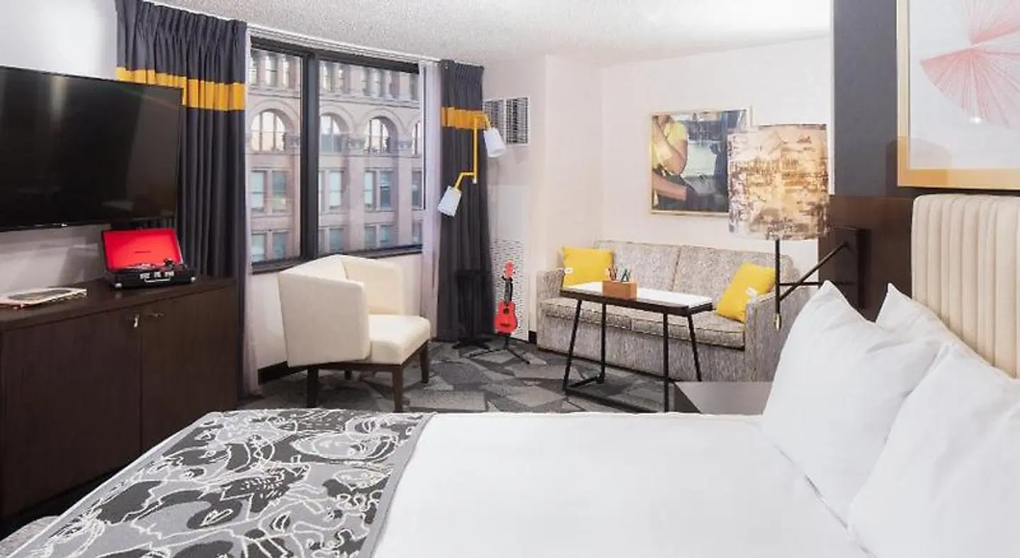 Saint Kate - The Arts Hotel ROOM_EXAMPLE
