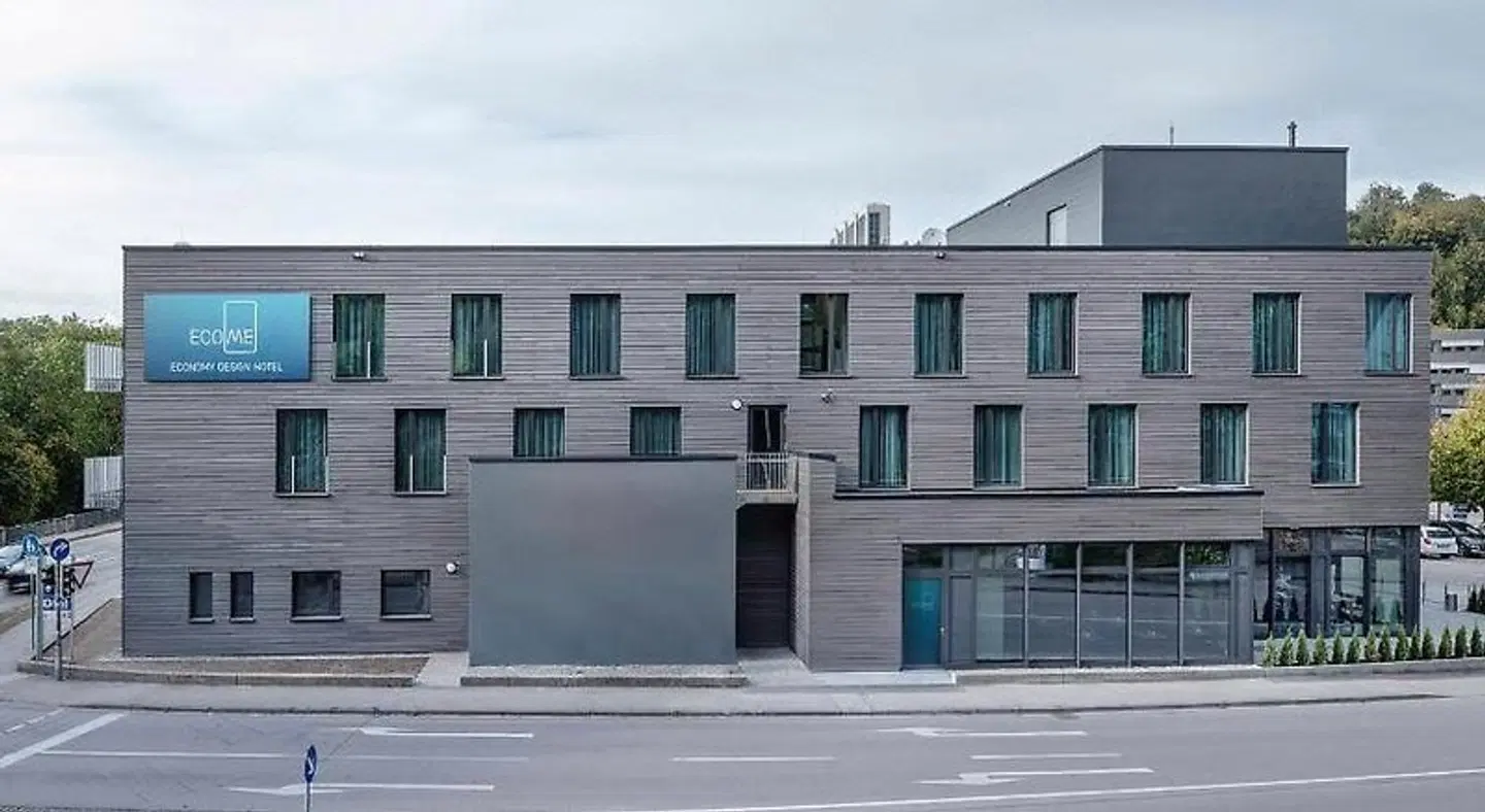 ECOME Hotel EXTERIOR