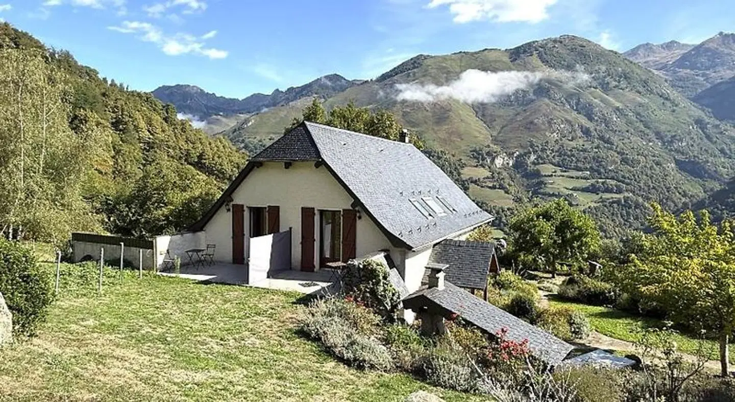L'Espiatet EXTERIOR