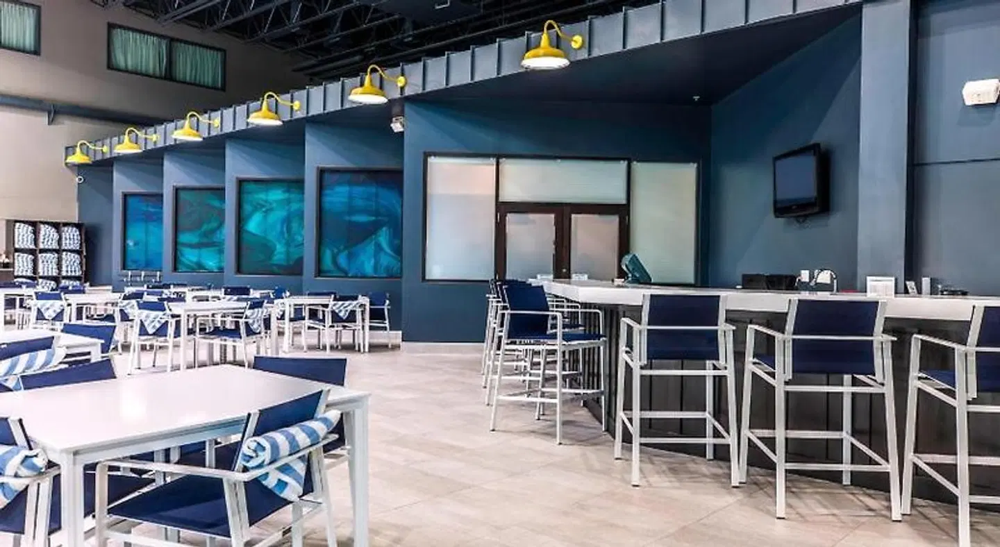 Delta Hotels by Marriott Fargo Bar